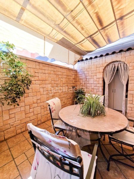 Foto 85c7d4a5-9e56-4ad7-b883-757f0509a664. Casa amb calefacció aparcament piscina a Ciutat Jardí - Torreta Verdí Elche / Elx