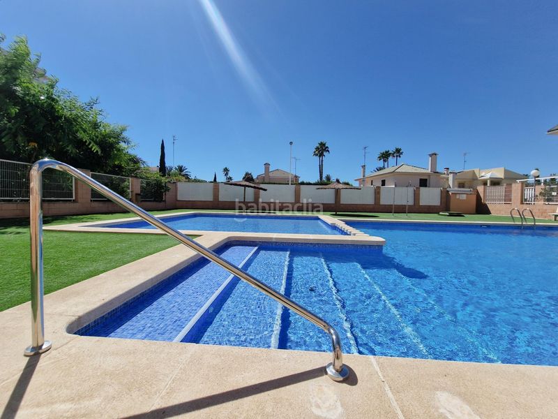 Foto ee0178e9-7820-4b2b-820b-c9662c54e332. Casa amb calefacció aparcament piscina a Ciutat Jardí - Torreta Verdí Elche / Elx