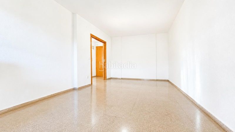 Foto 134255ba-917c-4946-b3c8-647e22069466. Flat with heating in Centro Elche / Elx