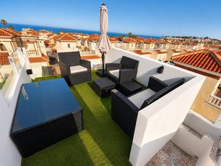 Chalet  Avenida escandinavia. Chalet con vistas al mar gran alacant