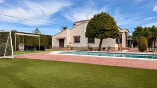 Xalet a Algorós - El Derramador. Espectacular chalet reformado en algoros, elche