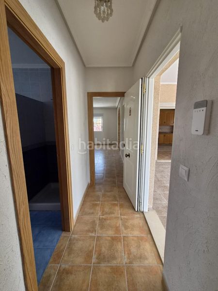 Foto 240f48f6-aa4d-4e6c-a8fa-b08eee45bd61. Xalet amb aparcament piscina a Catral
