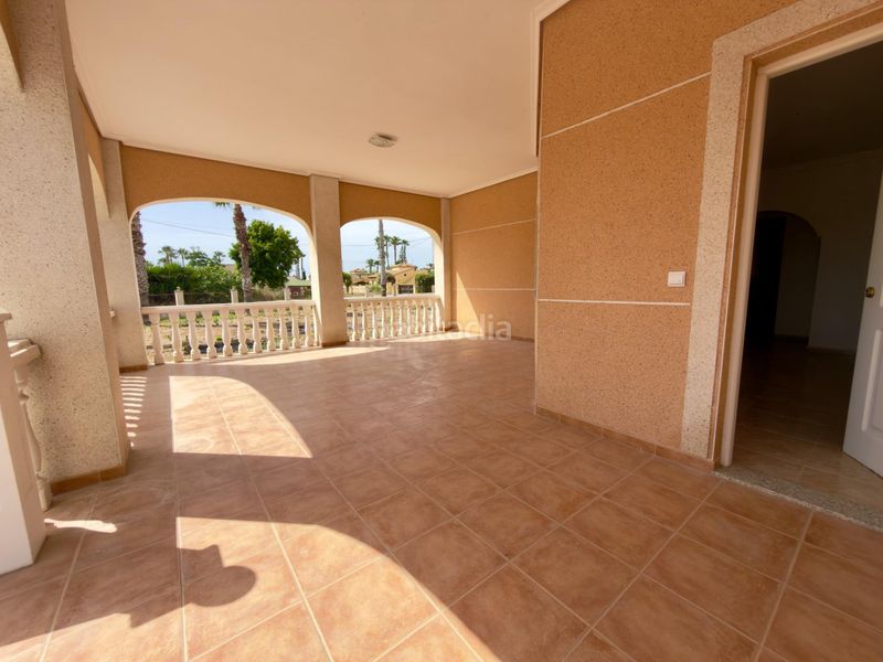 Foto 9796e550-a73f-41fa-9a7b-92163e32a91d. Xalet amb aparcament piscina a Catral