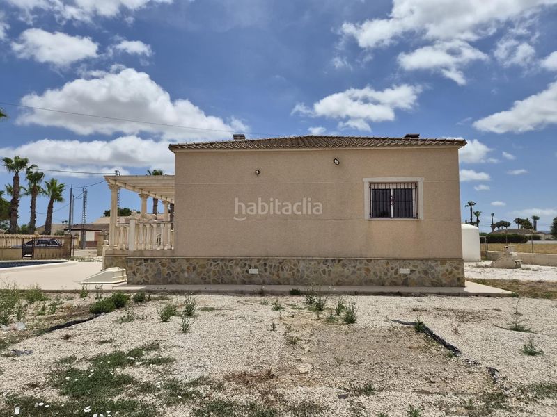 Foto a27b12f6-8ac8-4693-b864-2ab36fb75477. Xalet amb aparcament piscina a Catral