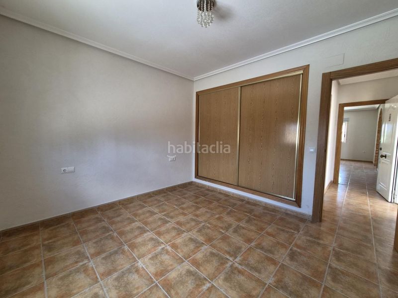 Foto dbfe6d46-c570-491d-9c73-dc20a4da9d4e. Xalet amb aparcament piscina a Catral