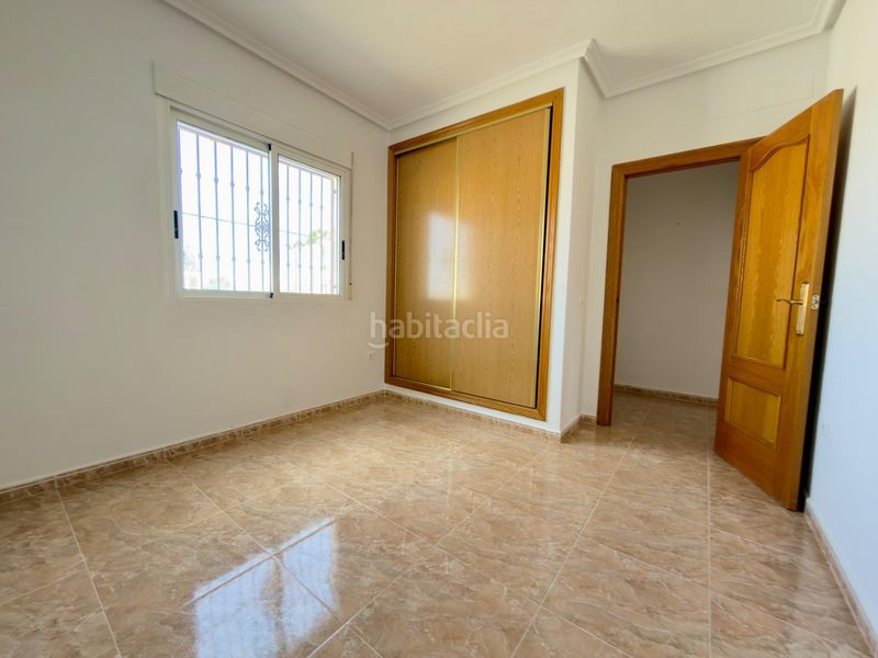 Foto ed8095e2-3c1a-474f-ab68-1bb14ece4f48. Xalet amb aparcament piscina a Catral