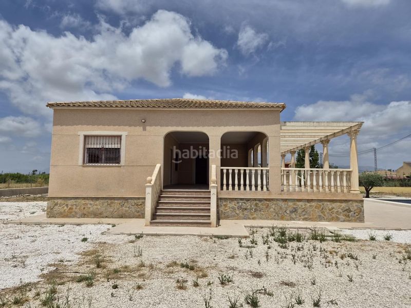 Foto f27d5e02-58ca-4ac2-bbd5-547fa61d55a4. Xalet amb aparcament piscina a Catral