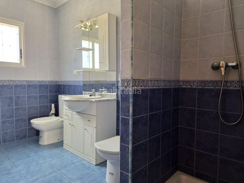 Foto f7608c46-970f-4d28-871c-d0ce51e31c4e. Xalet amb aparcament piscina a Catral