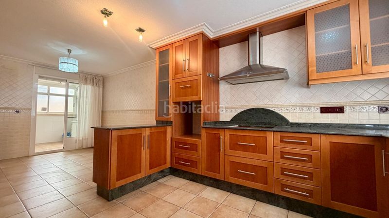 Foto b24dca96-7d75-4036-8fa3-63915488f1e7. Appartamento in Centro Elche / Elx