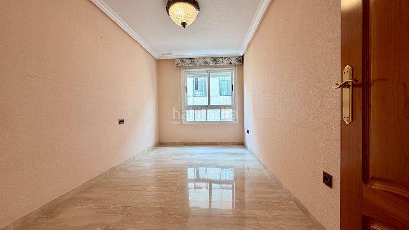 Foto bf245e40-f328-4c45-b79d-1dd7e06cf70a. Appartamento in Centro Elche / Elx