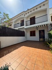 Casa  Calle rio tajo. Adosado en gran alacant