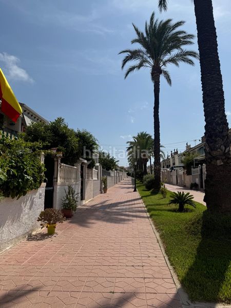 Foto cb61baa4-bb1c-457c-894f-d3ee2e37e4d3. Casa amb calefacció aparcament piscina a Panorama-Sierramar Santa Pola