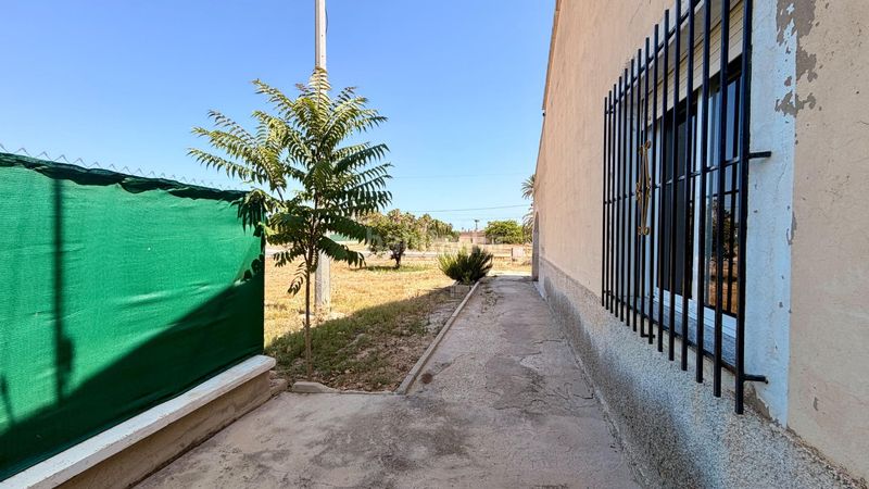 Foto cb004236-1398-44b4-afb8-c7f9c3536d11. Xalet amb aparcament a La Algoda - Matola - Llano de San José Elche / Elx