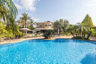 Xalet a Valverde. Un oasis de exclusividad en torrellano bajo