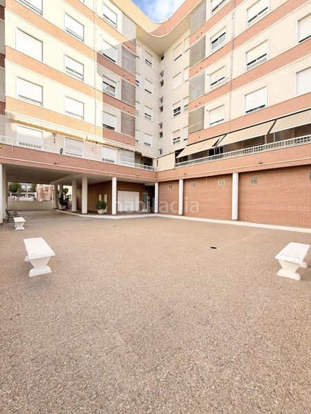 Foto a26d6751-a008-408c-bb3b-668cdc903fb6. Pis amb calefacció aparcament piscina a Ciutat Esportiva Elche / Elx