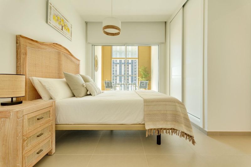 Foto f8588929-0b92-4a9e-b197-d864abe78b25. Rent flat with heating parking pool in Playa Poniente Benidorm