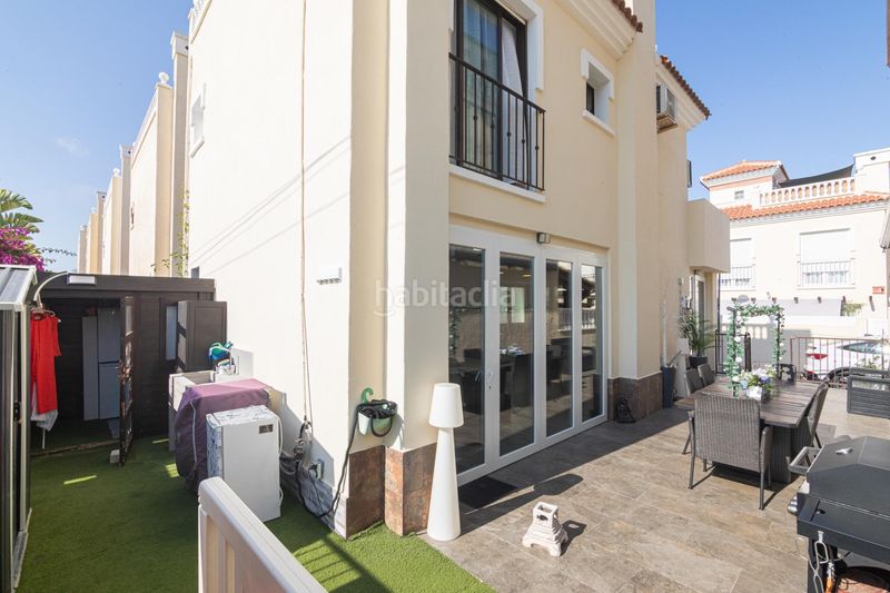 Foto 15b2835d-9062-4695-9a88-291433111930. Xalet amb calefacció aparcament piscina a Monte y Mar Santa Pola