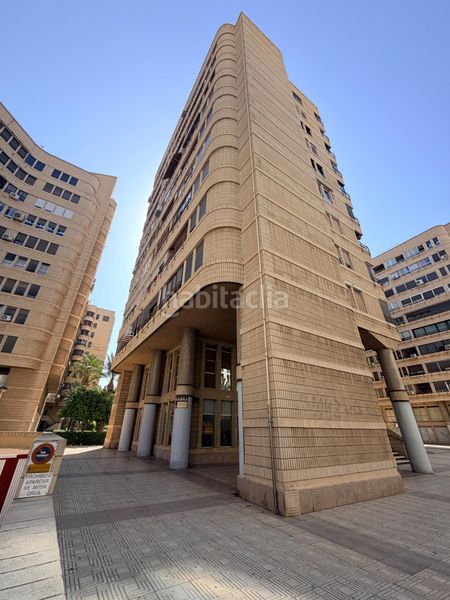 Foto 1ca82c7b-d419-44b8-b0db-64a16debeba1. Rent flat with heating in Centro Elche / Elx