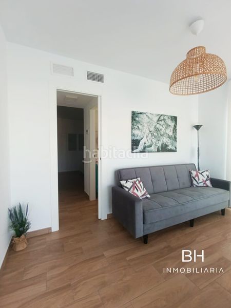 Foto 00d6ea3b-bcb7-4902-a931-7c992013f567. Casa amb aparcament a Monte y Mar Santa Pola