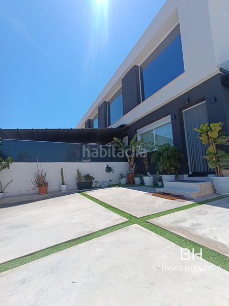 Foto b475a7fd-6633-4198-ac61-ac4768097eb6. Casa amb aparcament a Monte y Mar Santa Pola