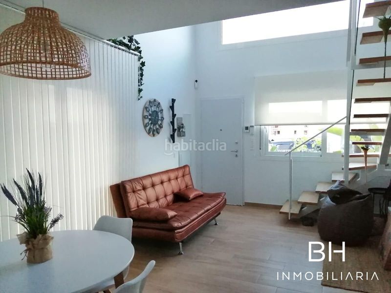 Foto d45ad976-7bed-4a18-aa98-d209fdc7b32d. Casa amb aparcament a Monte y Mar Santa Pola