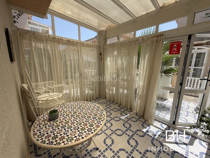 Foto a6cf6d4a-e71f-4bb8-87f6-7c3142976e3d. Casa a Playa Flamenca Orihuela