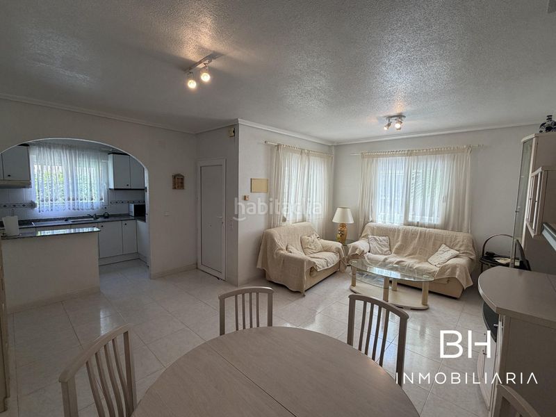 Foto d1ed9522-d740-42c6-add4-eb3ce9777ca3. Casa a Playa Flamenca Orihuela
