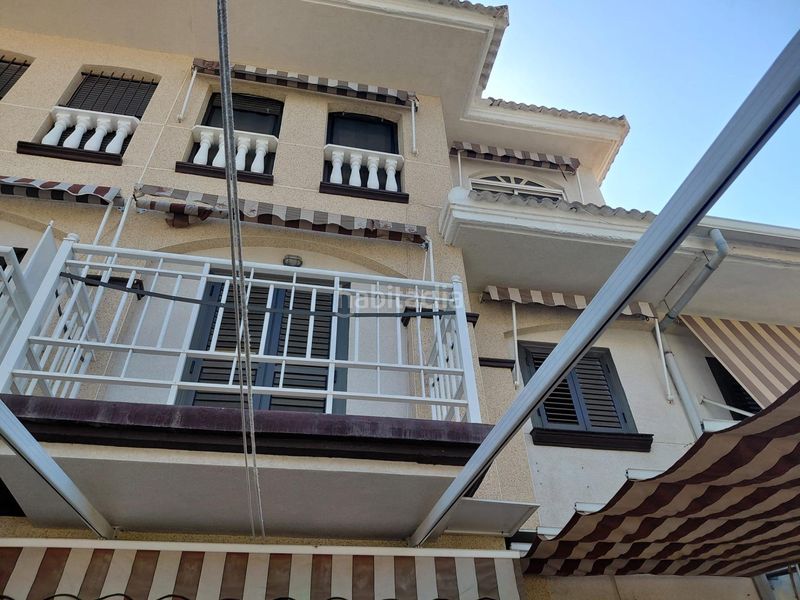 Foto 444bd7c5-730f-4f9d-8c26-22baa6da3bd3. Casa adossada a Gran Playa Santa Pola
