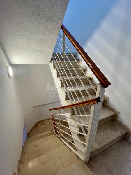 Foto c9fa5c9f-697d-4d44-bceb-be4f4ebc1b35. Casa adossada amb calefacció aparcament piscina a Elche / Elx
