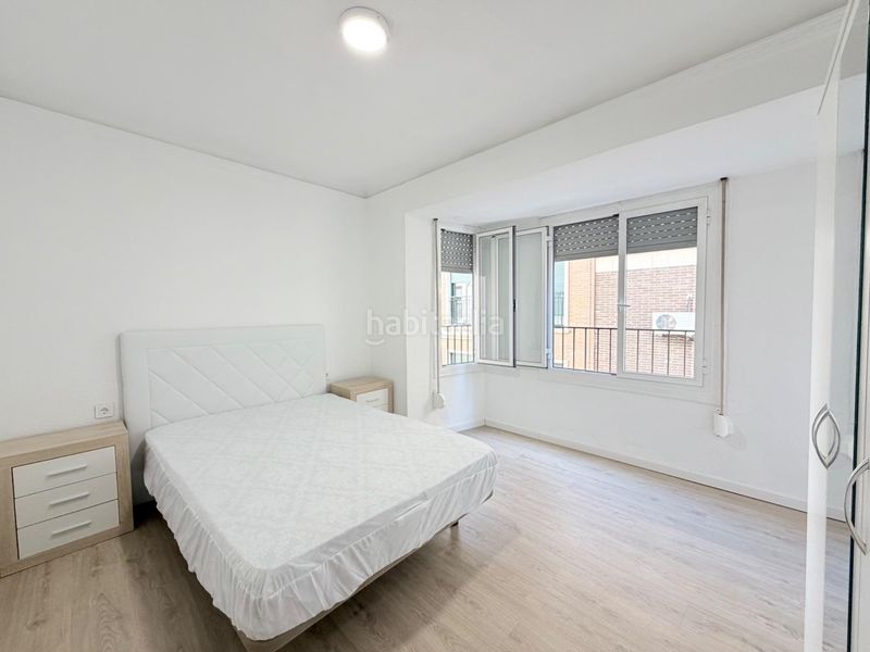 Foto 98ec9b56-0169-4c3c-9614-fcc9d571b188. Lloguer pis a Reina Victoria - Miguel Hernández Elche / Elx