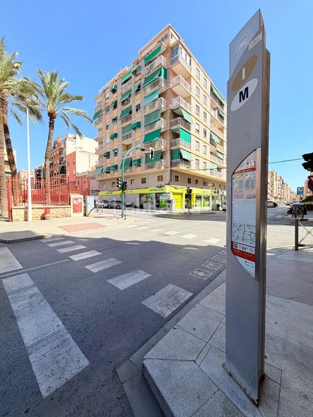 Foto b65a0355-22be-42ec-a8b3-9fcebe9cd038. Lloguer pis a Reina Victoria - Miguel Hernández Elche / Elx