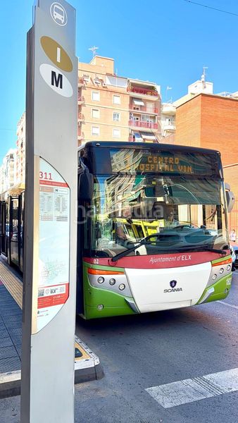 Foto bf40da7b-3912-4902-a9cc-fc7af7313921. Lloguer pis a Reina Victoria - Miguel Hernández Elche / Elx