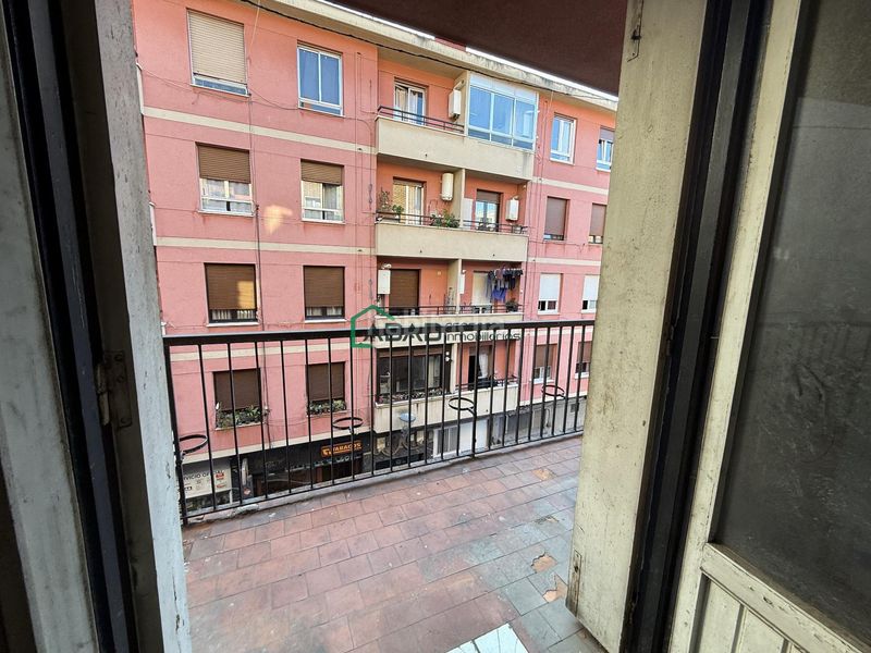 Foto aa80dff3-9309-4661-bad3-61336d7b137f. Pis a Barrio de Uribarri Bilbao