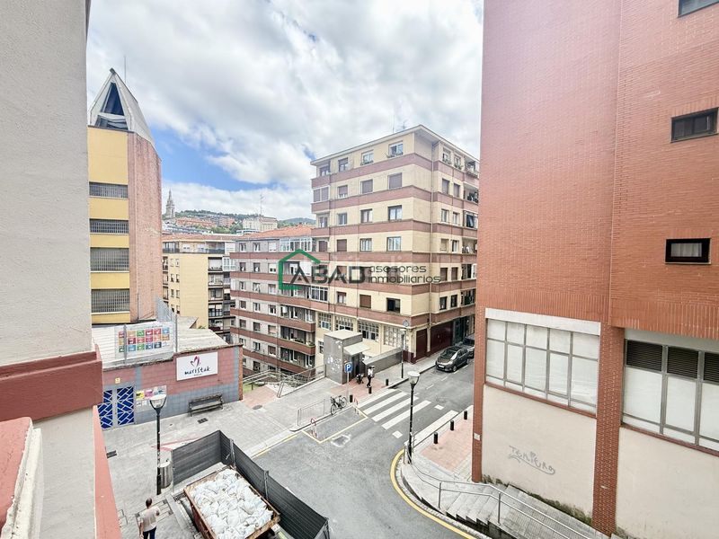 Foto 892f8b44-a99f-494e-af21-14ff98f1e757. Pis amb calefacció a Solokoetxe Bilbao