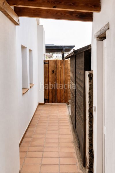 Foto 638bdf7e-32a1-49c1-ae88-4d6c4b91ed80. Casa amb piscina a Lajares Oliva (La)