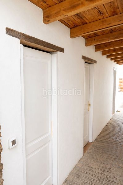 Foto 67c5f2c2-89a1-43b0-aa69-459499b7303e. Casa amb piscina a Lajares Oliva (La)