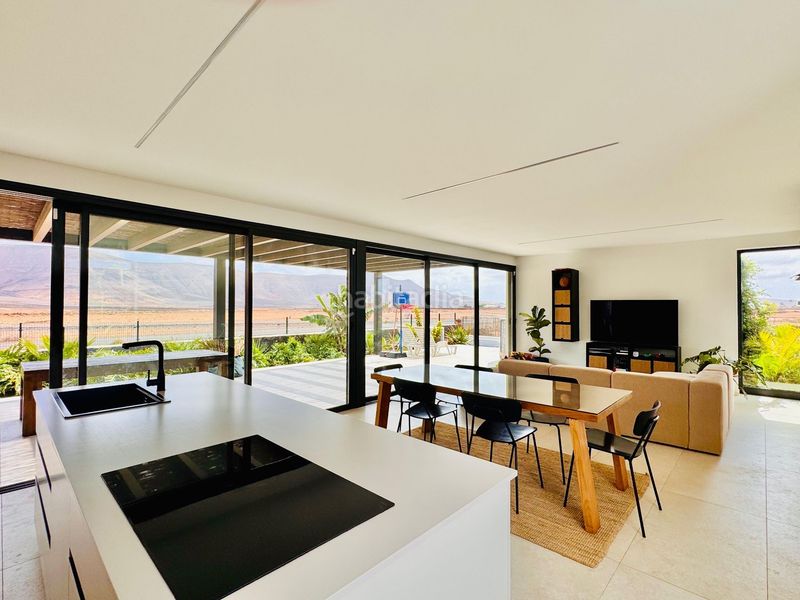 Foto a5f65e73-a480-4108-b028-a3333d81f60e. Casa a Villaverde Oliva (La)