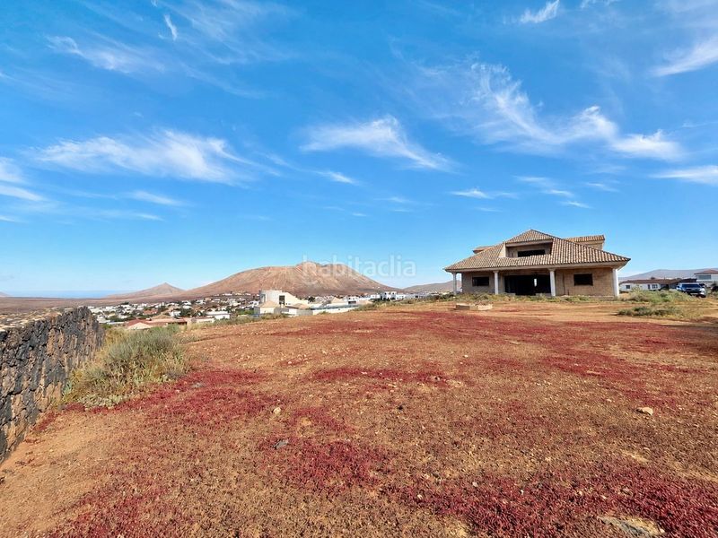 Foto 3ca8d598-7124-4761-9c30-a12d865244fd. Casa amb aparcament a Villaverde Oliva (La)