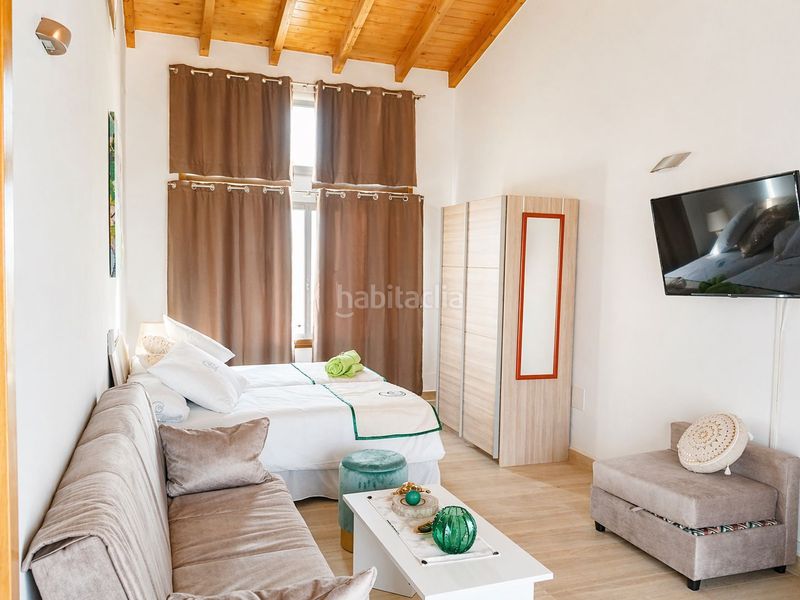 Foto a0f58a4d-2e72-441d-aa37-0cb1e1380ea4. Xalet amb piscina a Villaverde Oliva (La)