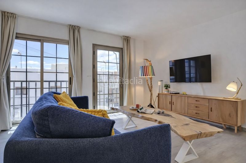 Foto ff411dc6-0ea1-44fa-b47d-9e0f41fefbbd. Pis a El Cotillo Oliva (La)