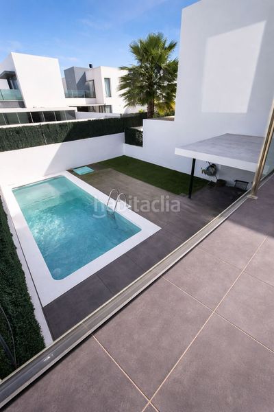 Foto d78b565e-c2f8-47d9-9706-1b507b16b213. Dúplex amb piscina a Villaverde Oliva (La)