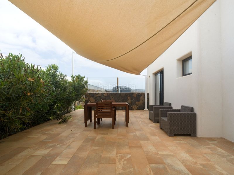 Foto ea5571d1-dded-4deb-8245-819a0677d77e. Chalet with pool in Lajares Oliva (La)