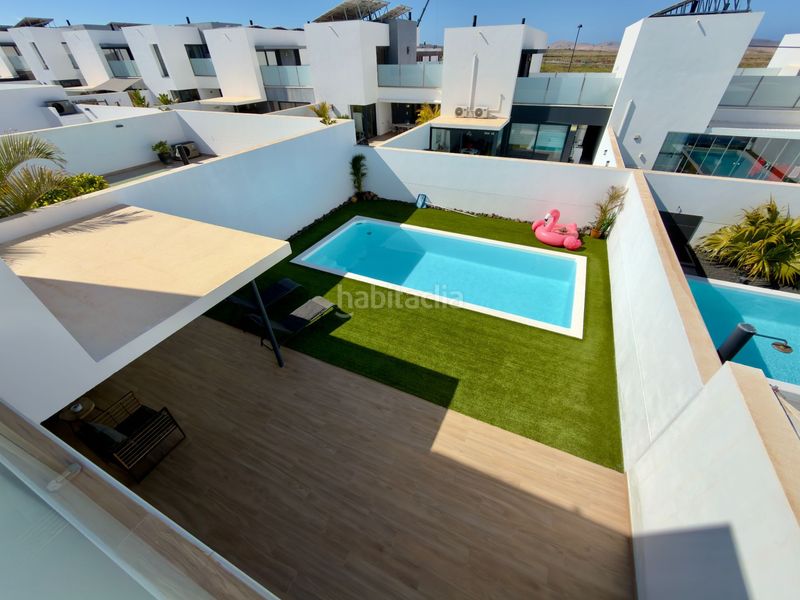 Foto 05f36fae-9e7d-4c1a-8c3e-f4d555f3f5db. Casa amb piscina a Villaverde Oliva (La)