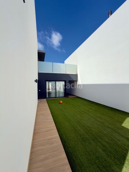 Foto 1e4befcb-09a0-4536-8249-fb968daf4cad. Casa amb piscina a Villaverde Oliva (La)