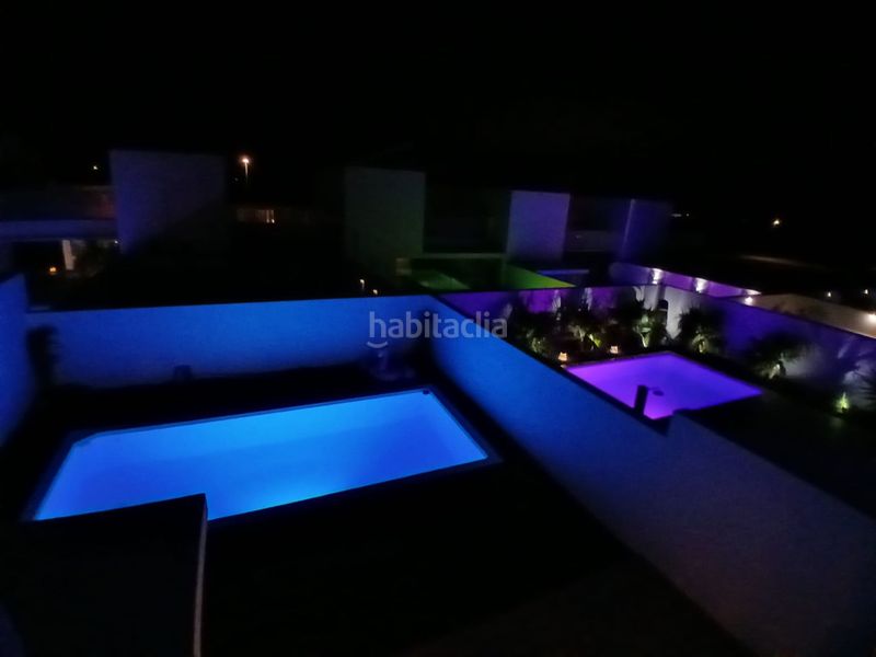 Foto d0a65376-caa7-451e-8863-8986b1d28f4b. Casa amb piscina a Villaverde Oliva (La)