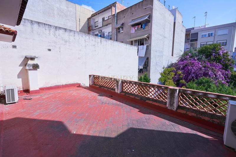 Foto aa1dcc13-b81f-4d2c-bdaf-782384499d33. Edificio en Puerto Benicarló