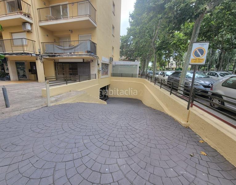 Foto 705bc3c3-d541-4074-8e1a-647646b18c22. Local commercial dans carrer del francolí dans Centre Salou