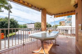 Apartment in Carrer de l'onze de setembre, torredembarra, spain 11. Piso de 3 habitaciones con una gran terraza y céntrico!