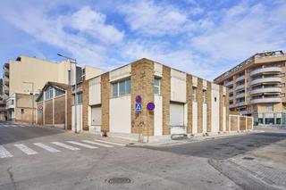 Terreny residencial a Avinguda dels esports  15. Gran solar edificable  en pleno corazón de la ràpita