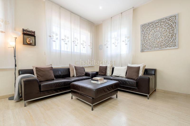 Foto 01ef01fa-4092-43ce-9944-9ab37a793746. Casa a carrer empordà a Pallaresos (Els)